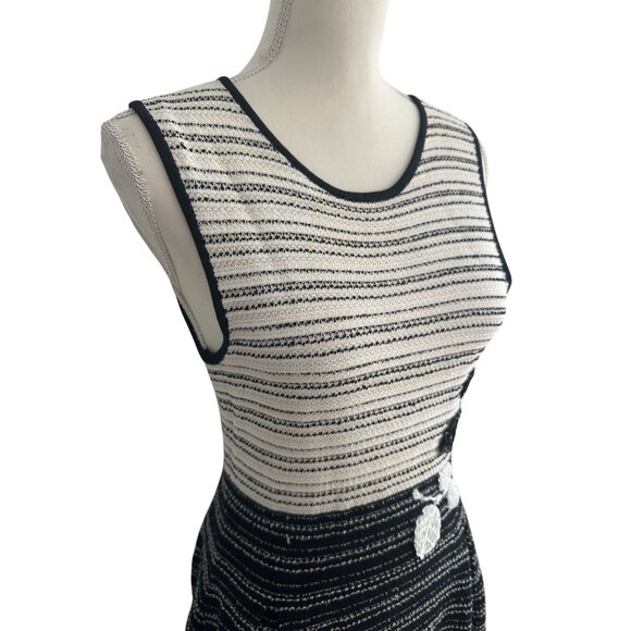 CAROLINA HERRERA Colorblock Knit Floral A Line Dress Size Medium - Picture 8 of 11